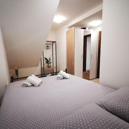 Ferienwohnung Apartman Ivo Novigrad Istria Exterior foto