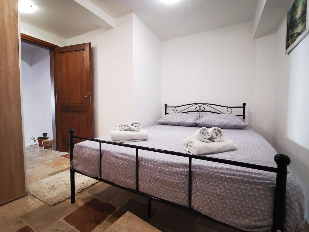 Ferienwohnung Apartman Ivo Novigrad Istria Exterior foto